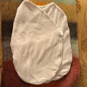 Mama Coco Fuzzy Swaddle Size Small